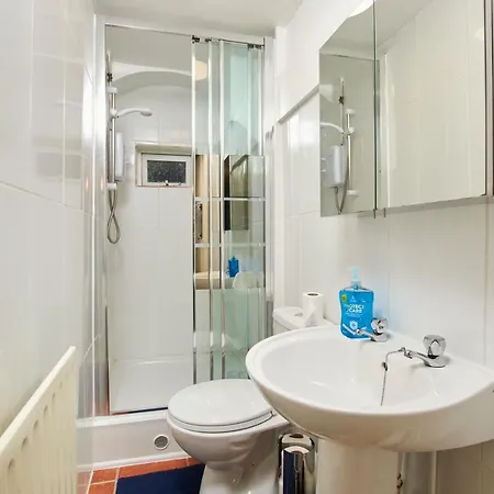 Stylish 2 Bed In Clifton - Garden Apartamento