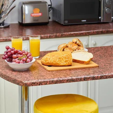 Stylish 2 Bed In Clifton - Garden Bristol