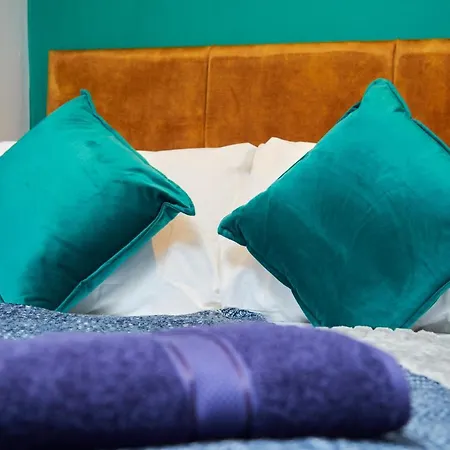 Stylish 2 Bed In Clifton - Garden Lägenhet Bristol